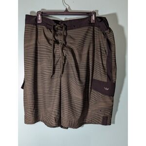 Wave Zone Men's Swimming Suit Size XL Green and Black